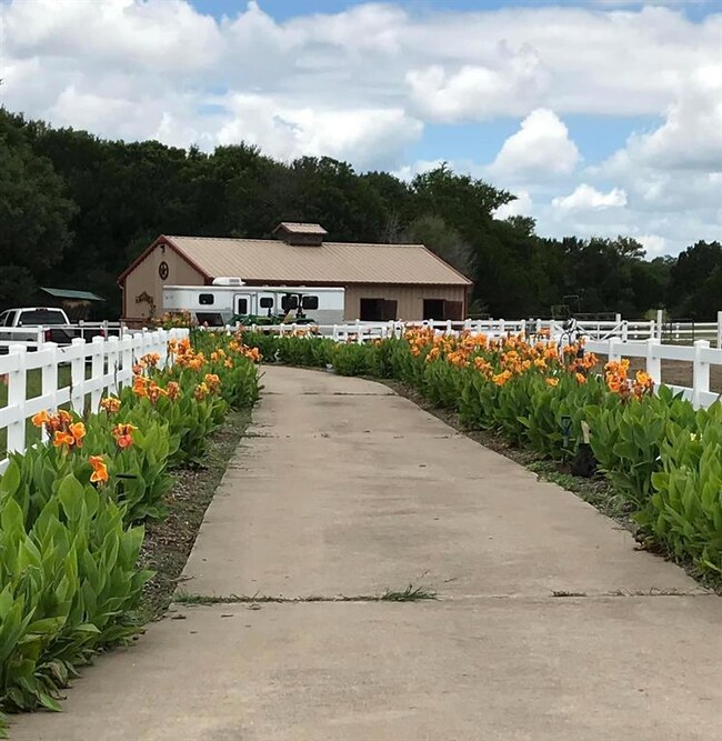 1670 Highland Dr, Whitney, TX 76692 - photo 5