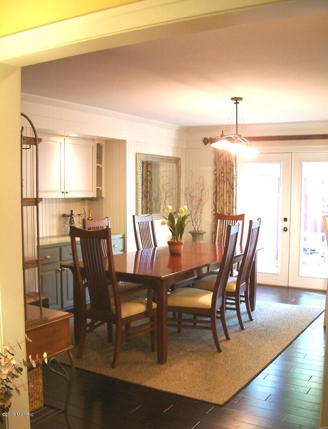 119 Walnut St, Wayland, MI 49348 - photo 3