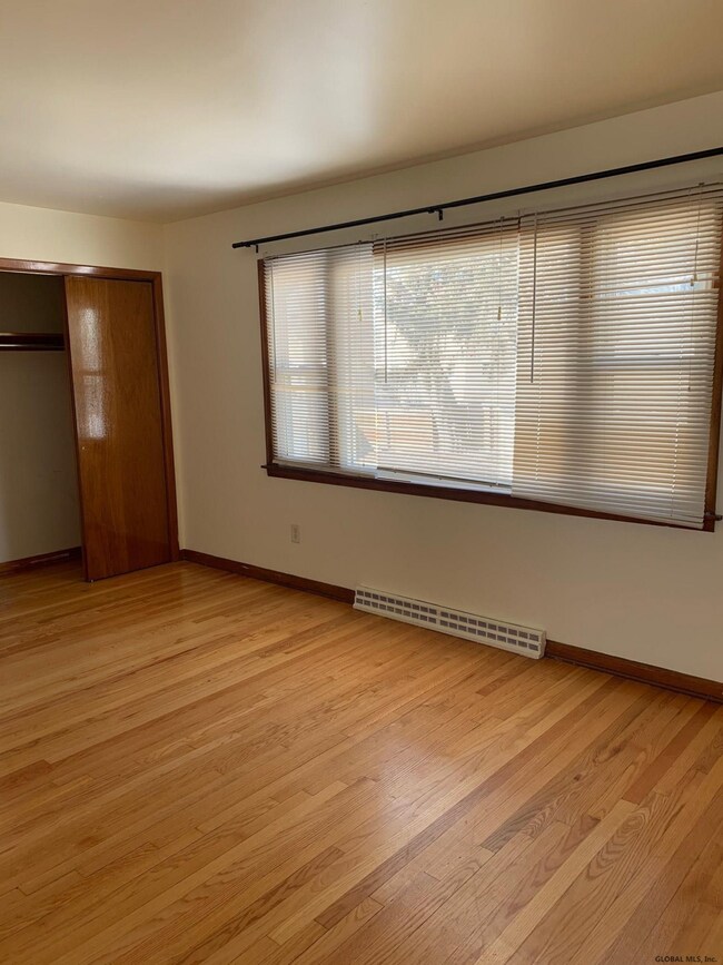 1 Oakland Ave, Colonie, NY 12205 - photo 3