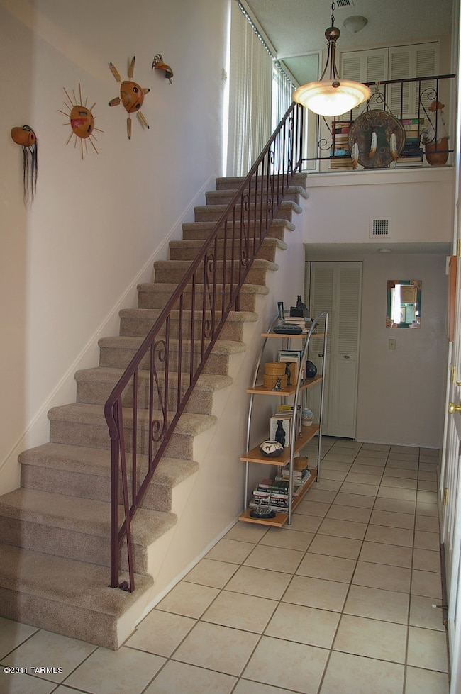 10230 N Valle Del Oro Dr, Tucson, AZ 85737 - photo 6