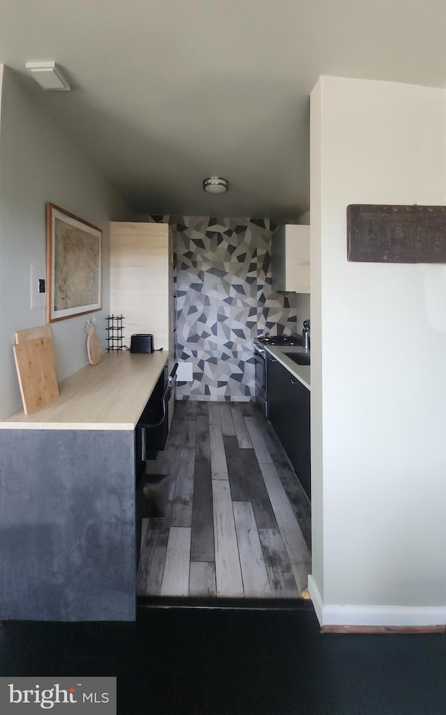 The Towers unit 1418, Washington, DC 20016 - photo 4