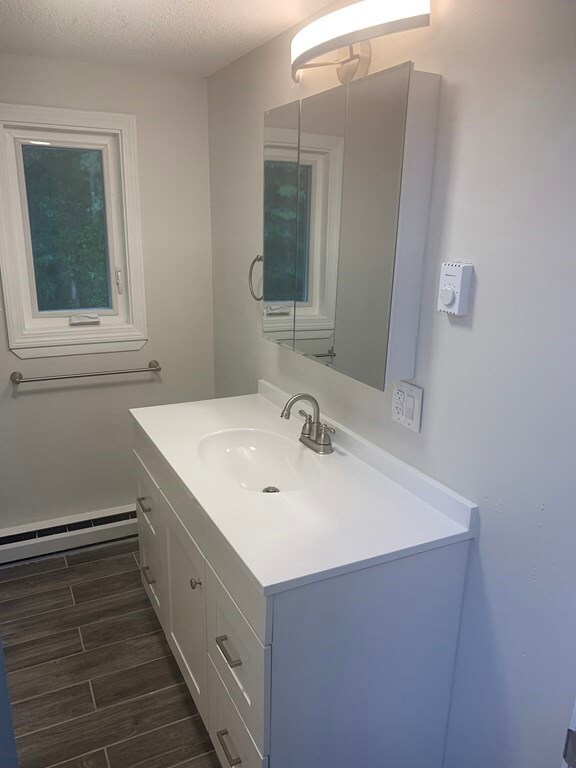 250 West St unit 1, Ware, MA 01082 - photo 5