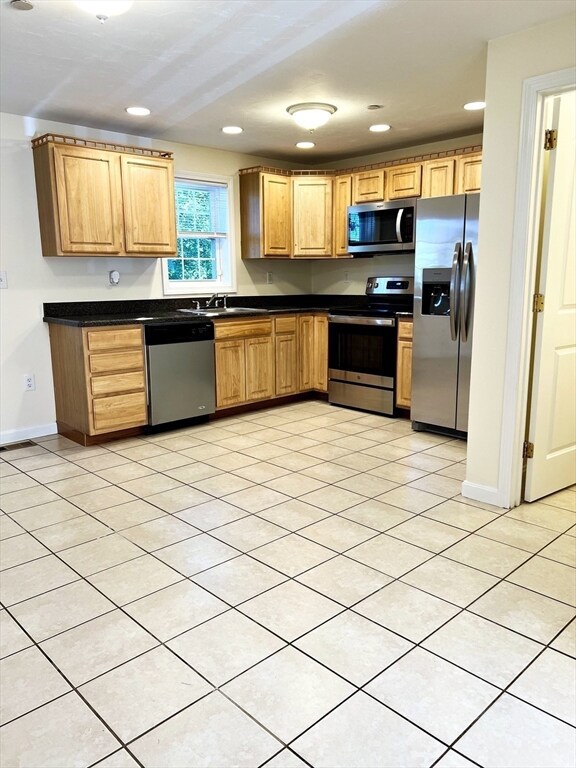 17 Foster St unit 7, Brockton, MA 02301 - photo 5