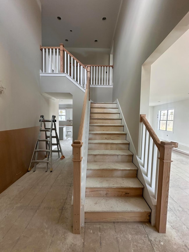 Entry staircase