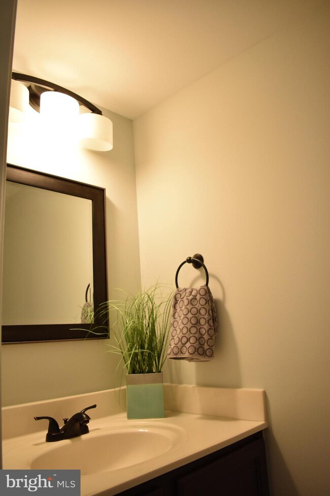 2505 James Maury Dr, Herndon, VA 20171 - photo 4