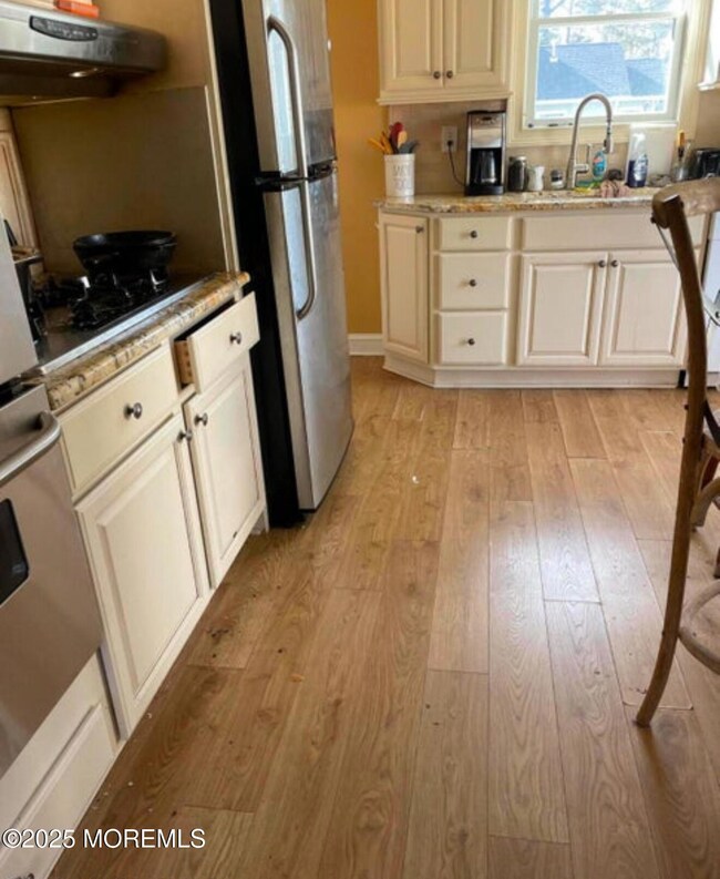 615 Corlies Ave, Allenhurst, NJ 07711 - photo 5