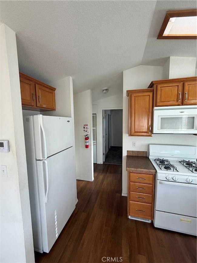 1741 Pomona Ave unit 5, Costa Mesa, CA 92627 - photo 5