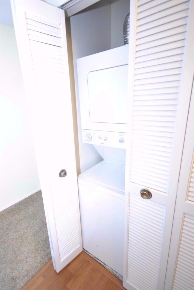 Stackable washer and dryer