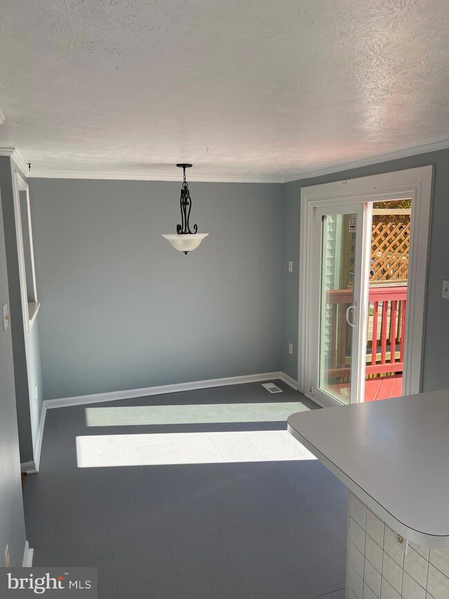 7853 Paddock Way, Windsor Mill, MD 21244 - photo 5