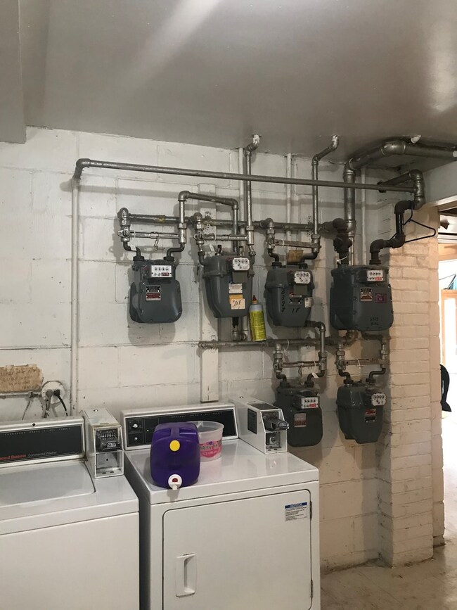 6328 N Mozart St, Chicago, IL 60659 - photo 6