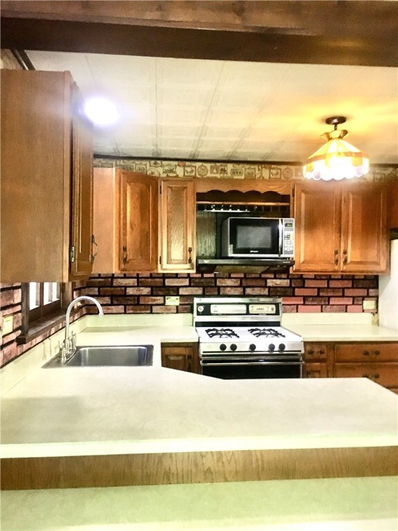 214 Glenruadh Ave, Erie, PA 16505 - photo 7