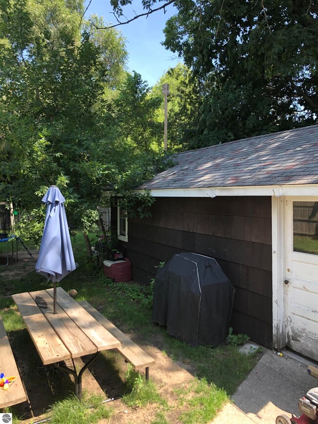 14530 Wuoksi Ave, Kaleva, MI 49645 - photo 5