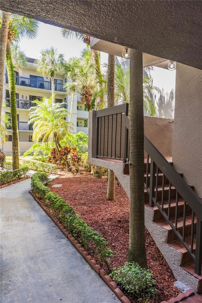 8810 SW 132nd Place unit 404DN, Miami, FL 33186 - photo 4