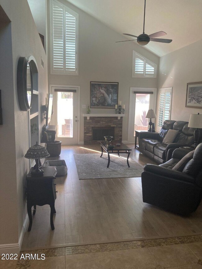 Living Rm n Fireplace
