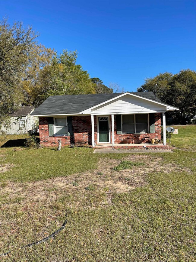 334 Bayview Dr, Georgetown, SC 29440 - photo 2