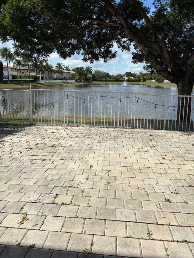 8666 NW 114th Ct, Doral, FL 33178 - photo 5