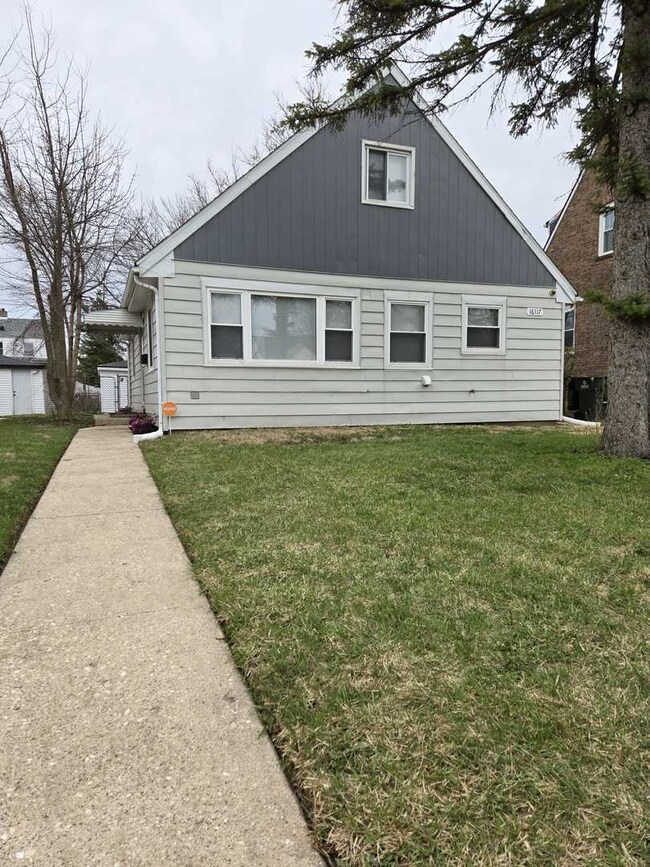 16117 Wolcott Ave, Markham, IL 60428 - photo 2