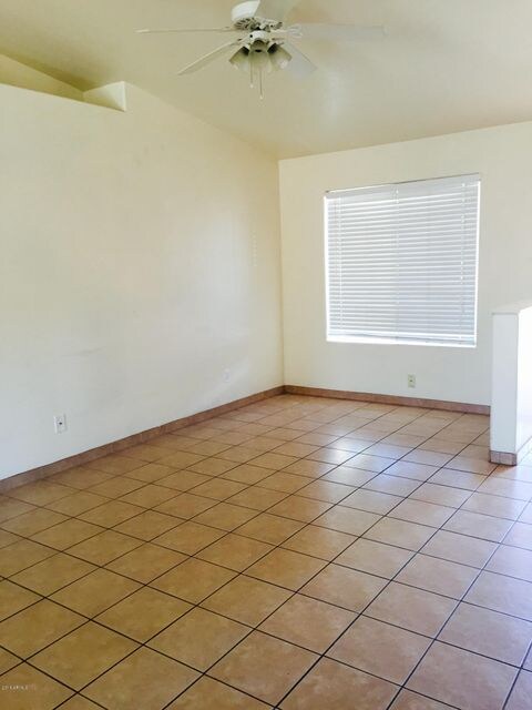 530 S Pioneer, Mesa, AZ 85204 - photo 2