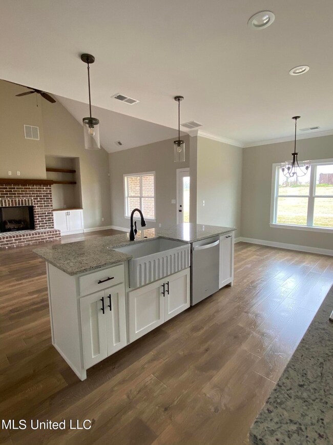 3219 Summer Ave, Hernando, MS 38632 - photo 3