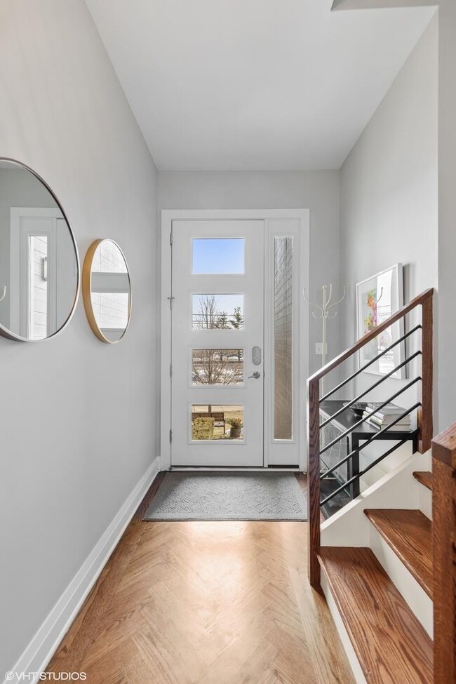 255 W 1st St, Elmhurst, IL 60126 - photo 3