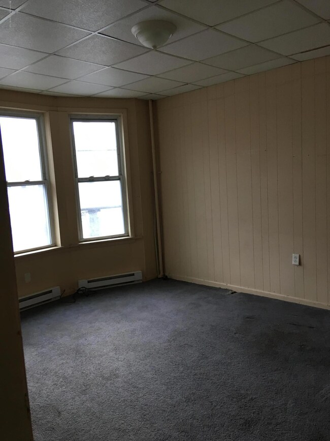 1929 N North Main Ave, Scranton, PA 18508 - photo 5