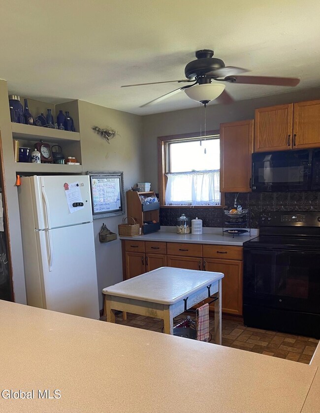 427 Patrick Rd, Cobleskill, NY 12043 - photo 7