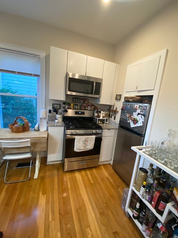 343 Beacon St unit 1, Somerville, MA 02143 - photo 7