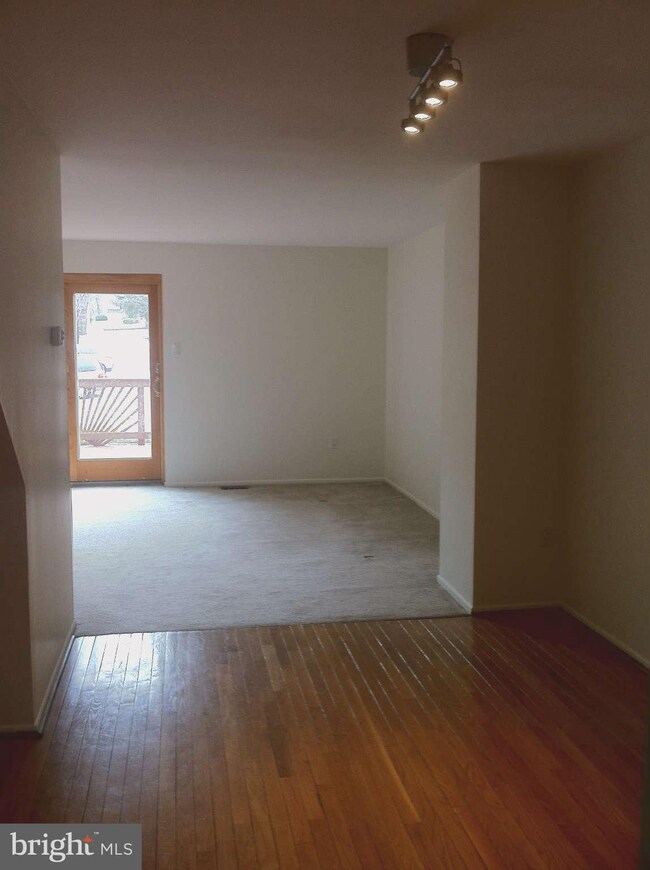 9714 Softwater Way, Columbia, MD 21046 - photo 2