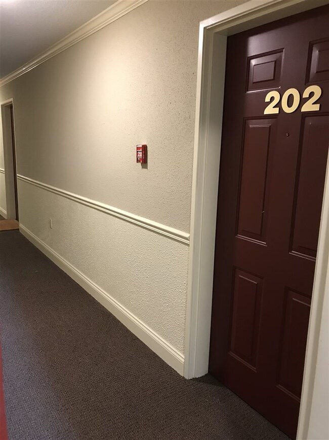 4 New Haven Dr unit UF202, Nashua, NH 03063 - photo 5