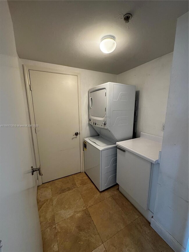 Biscayne Landing unit 1504, North Miami, FL 33181 - photo 5