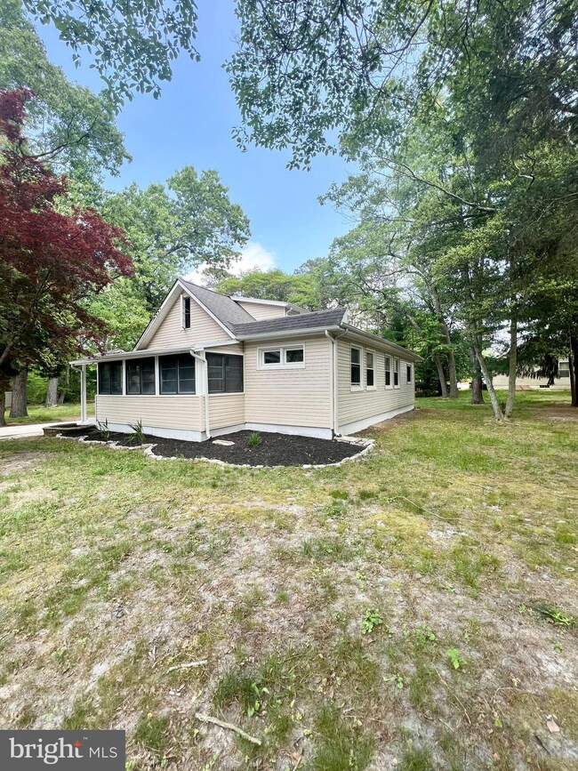 51 Albertson Ave, Clementon, NJ 08021 - photo 2