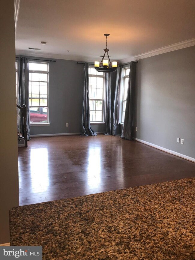 7754 Cedar Branch Dr unit 83, Gainesville, VA 20155 - photo 7