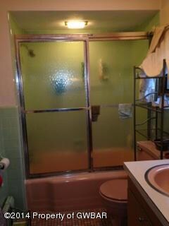 46 Farley Ln, Wilkes Barre, PA 18702 - photo 5