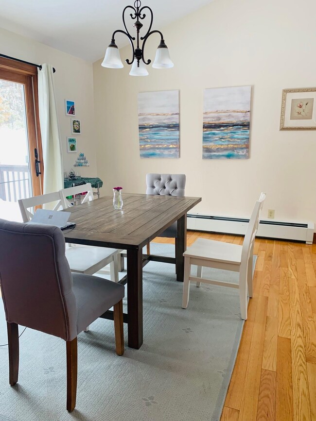 Dining/Kitchen Area