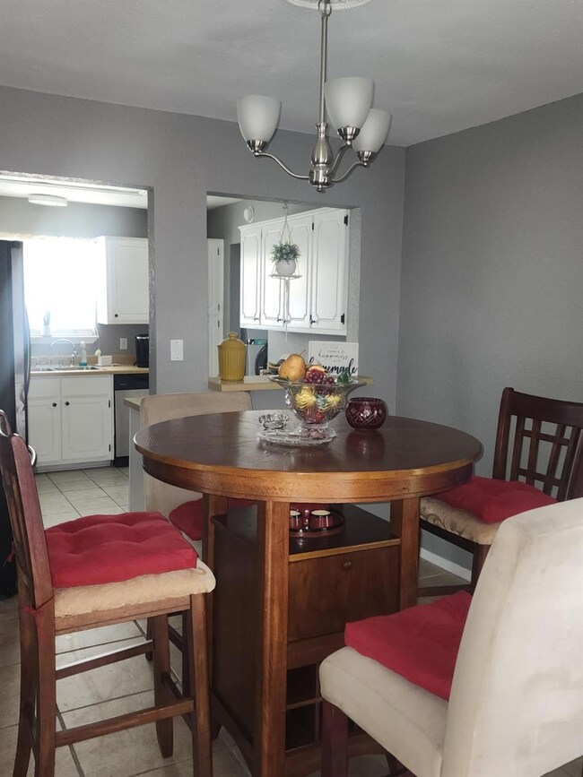 2410 Buttercup Cir, Killeen, TX 76542 - photo 4