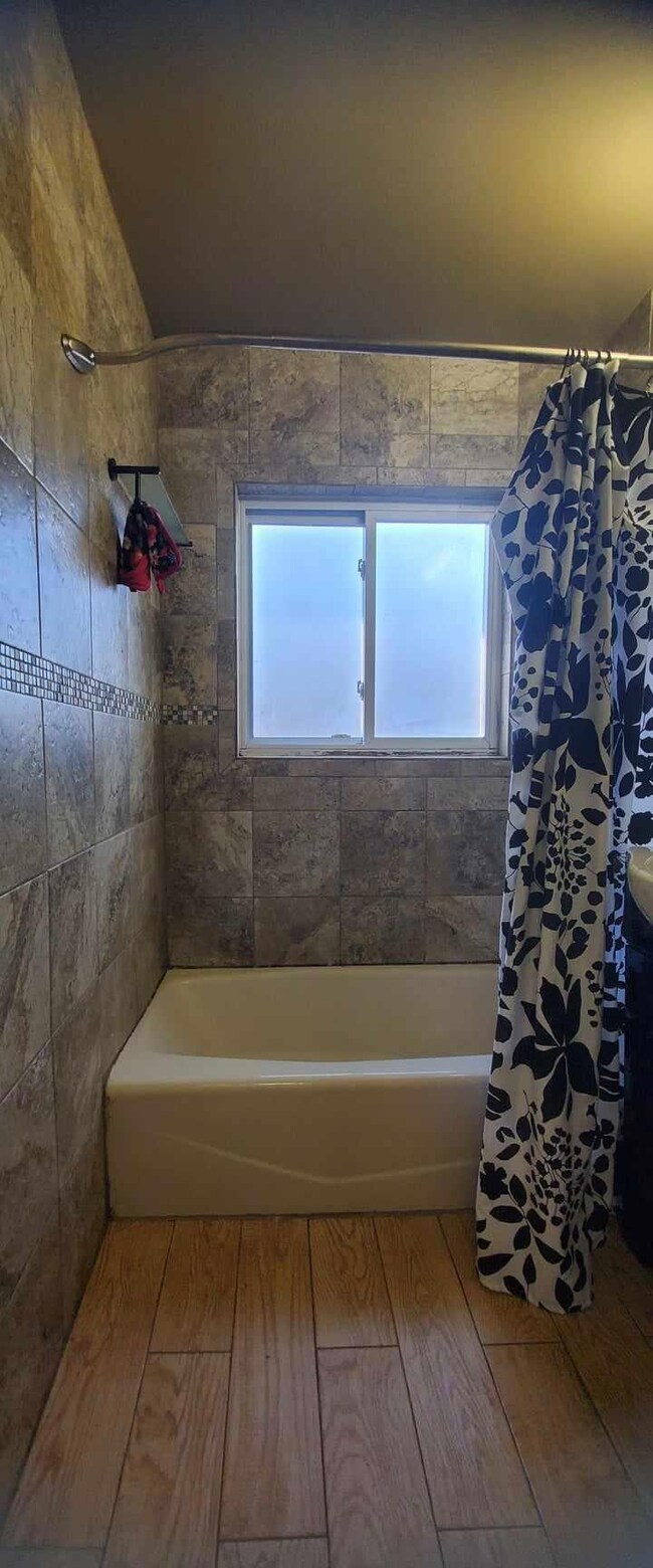 26500 Kathy St, Roseville, MI 48066 - photo 5