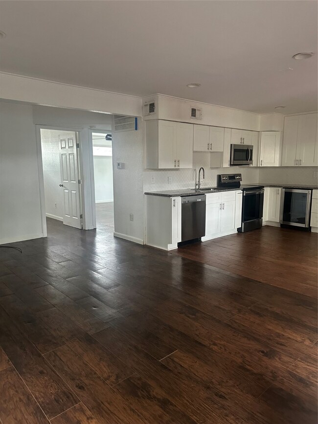 Kitchen-Living room