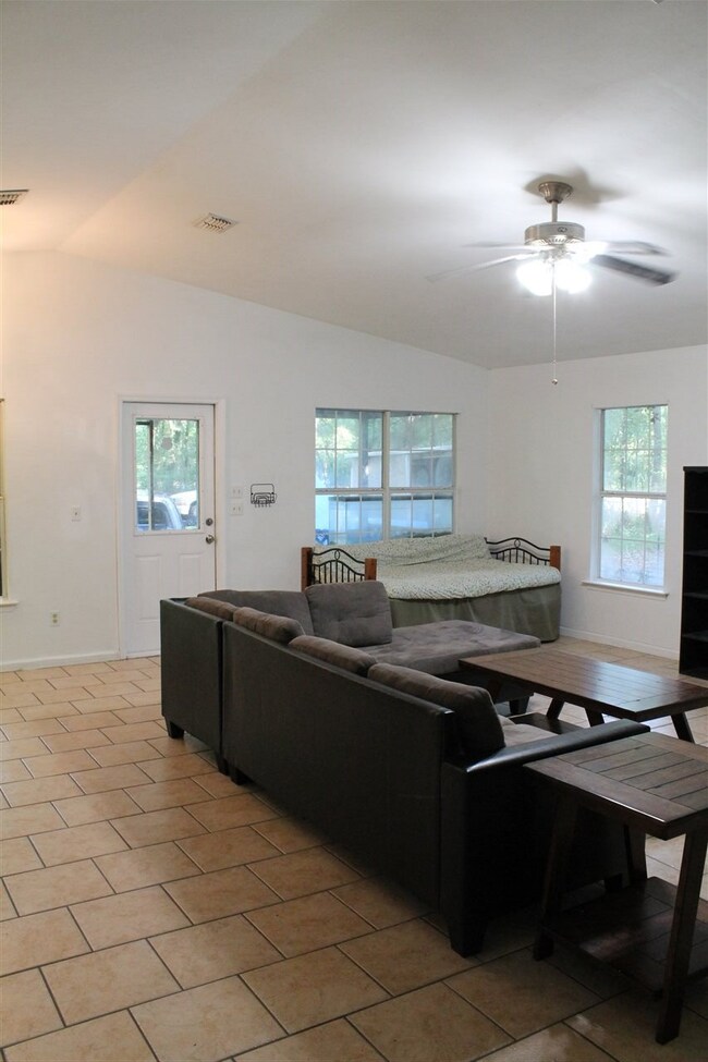 1038 W Osprey Ln, Monticello, FL 32344 - photo 6