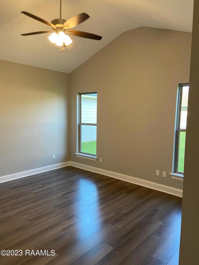 0F3F7A96-1EE9-4772-A6E6-57386B112893