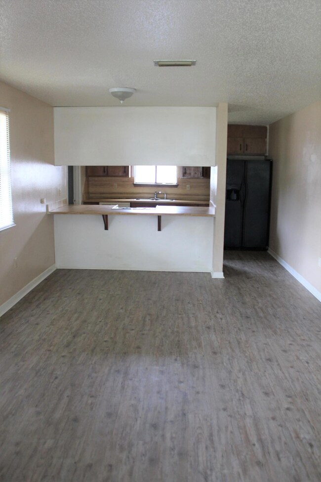 1925 Esplanade St unit A, Navarre, FL 32566 - photo 3