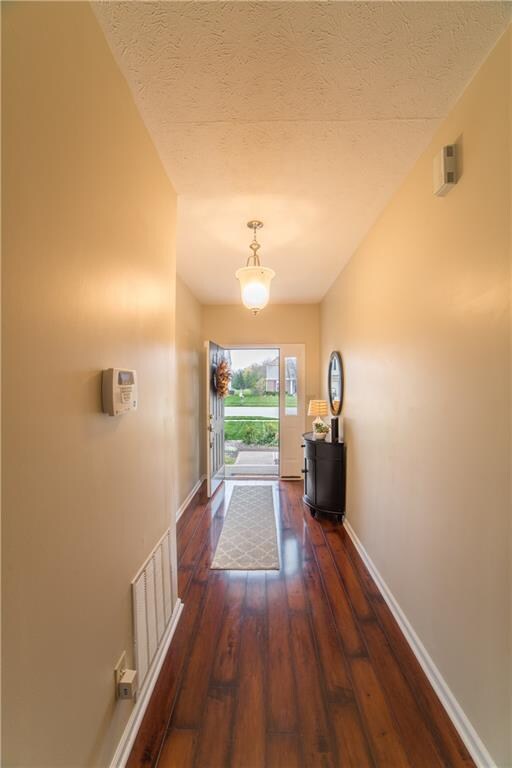 12816 Touchdown Dr, Fishers, IN 46037 - photo 3