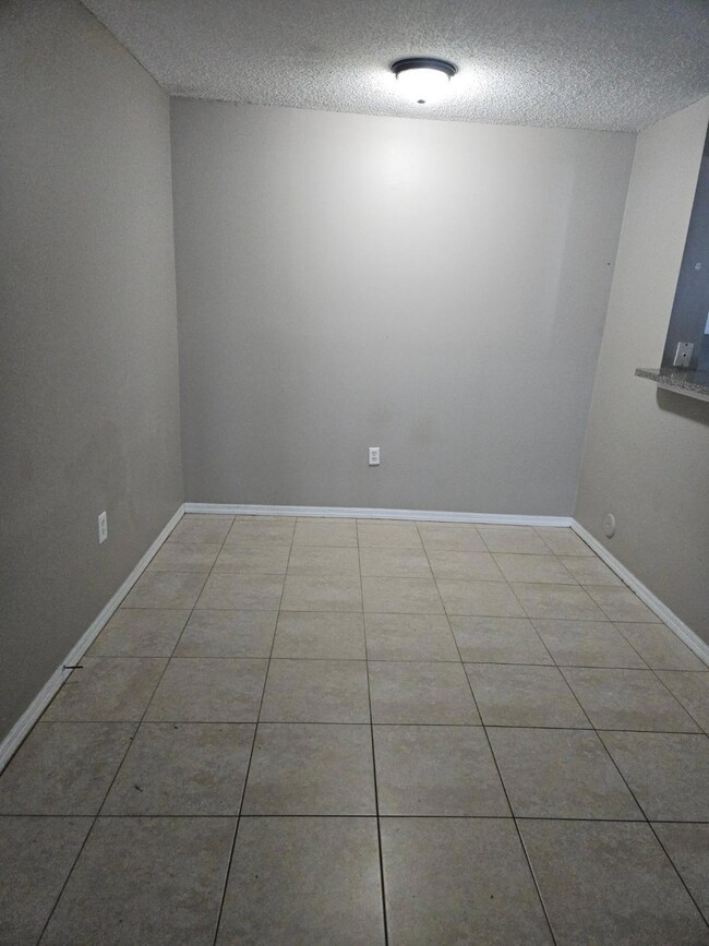 5035 Wiles Rd unit 106, Coconut Creek, FL 33073 - photo 7