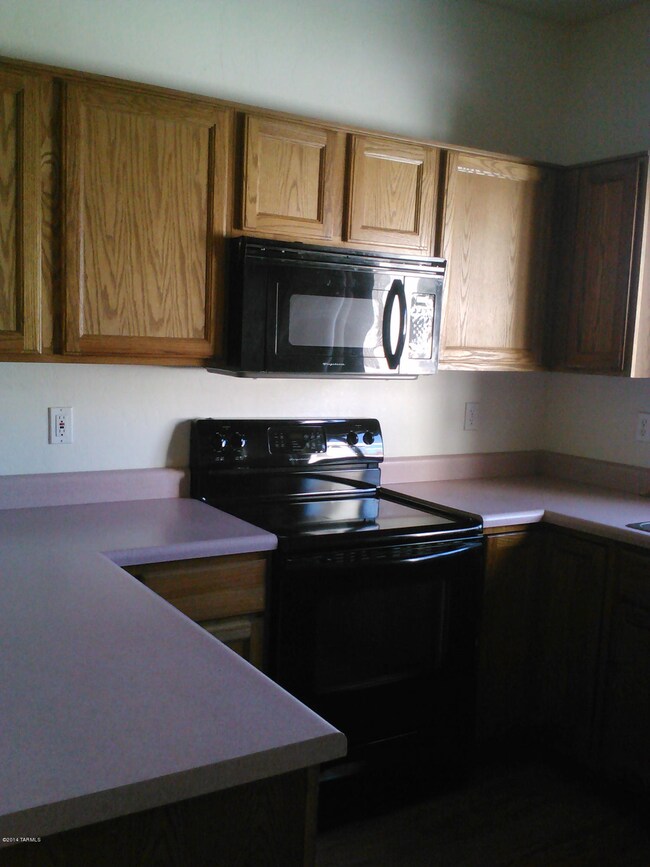 ABOVE STOVE MICROWAVE