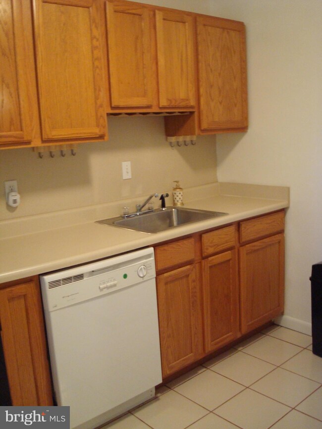 3714 Mayberry Ave unit A, Baltimore, MD 21206 - photo 5