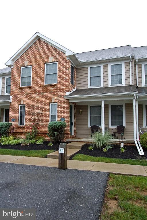 4017 Bradford Cir, Mount Joy, PA 17552 - photo 2