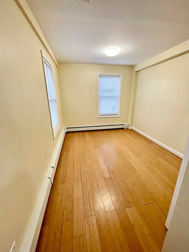 92 W Main St unit 6, Vernon, CT 06066 - photo 7