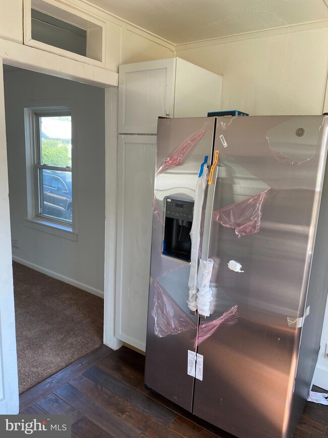 239 E St, Penns Grove, NJ 08069 - photo 7