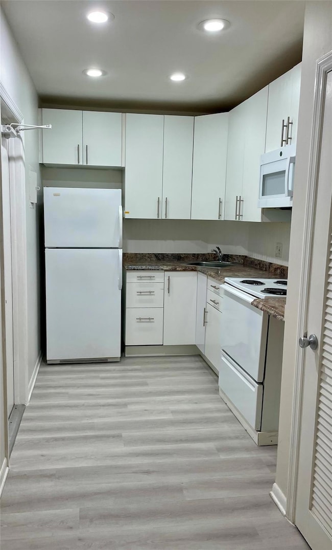 Village At Harbor Beach unit 211, Fort Lauderdale, FL 33316 - photo 7