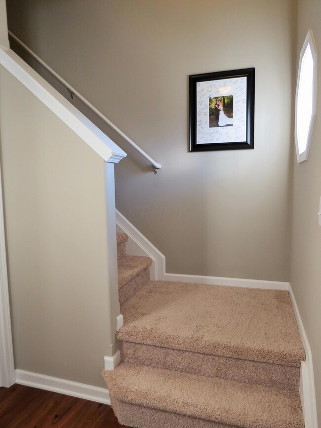 Front Entry/Staircase