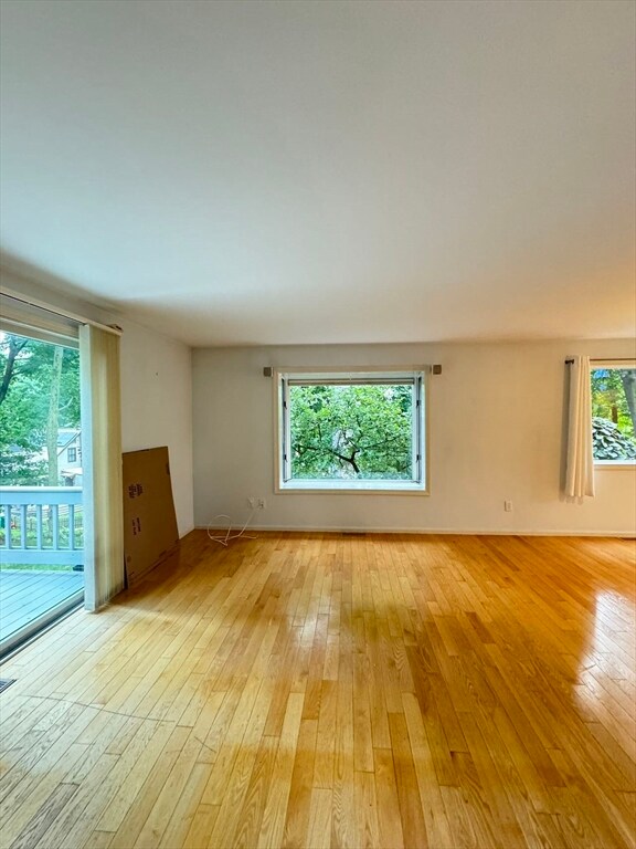 29 Lucille Place, Newton Upper Falls, MA 02464 - photo 2